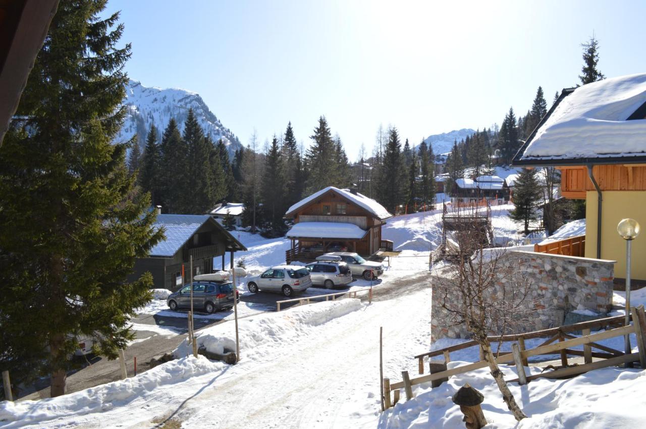 Almhuetten Sonnblick & Almfried Sonnenalpe Nassfeld Luaran gambar