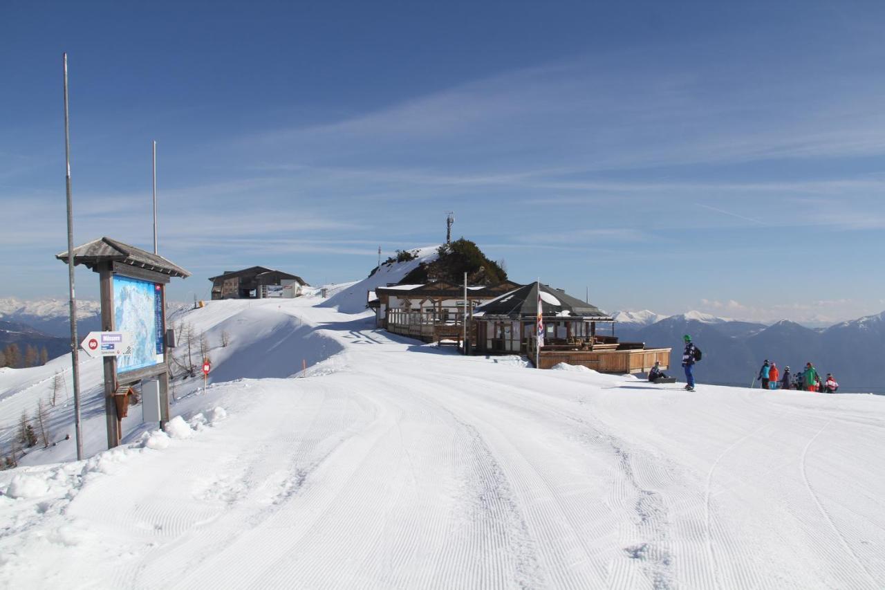 Almhuetten Sonnblick & Almfried Sonnenalpe Nassfeld Luaran gambar