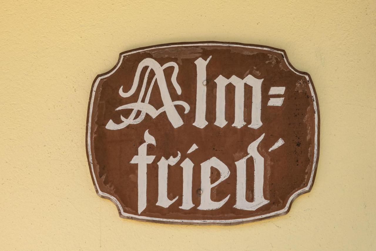 Almhuetten Sonnblick & Almfried Sonnenalpe Nassfeld Luaran gambar