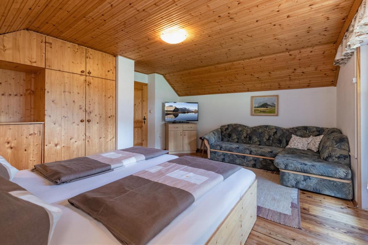 Almhuetten Sonnblick & Almfried Sonnenalpe Nassfeld Luaran gambar